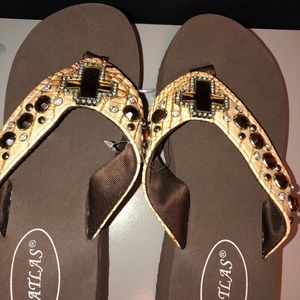 Never wore, designer!